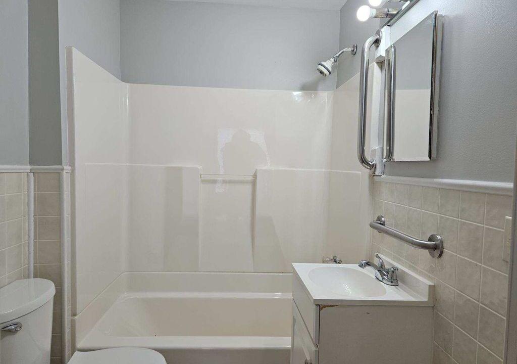 2610 E 8th Street-Anderson-IN 46012-10