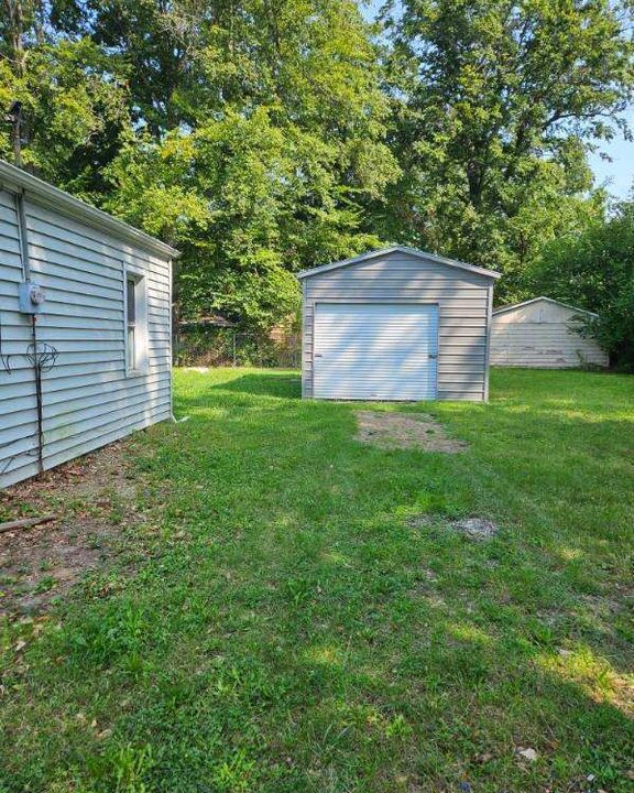 2610 E 8th Street-Anderson-IN 46012-11