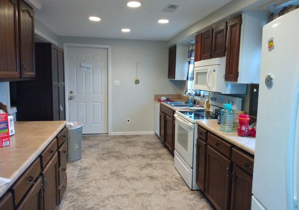 910 E 191st Street-Westfield-IN 46074-11